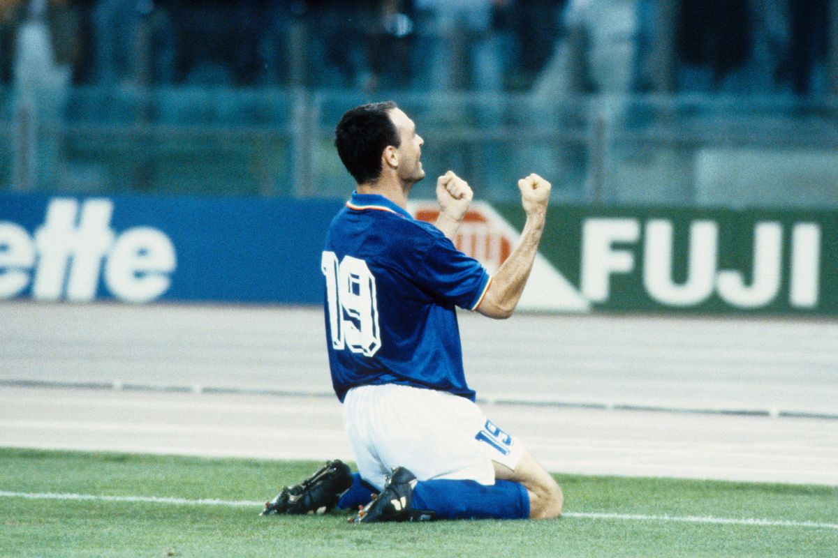 Veste tristă din Italia » A murit Salvatore „Toto” Schillaci, golgheterul nopților magice din Italia '90, simbolul unei generații