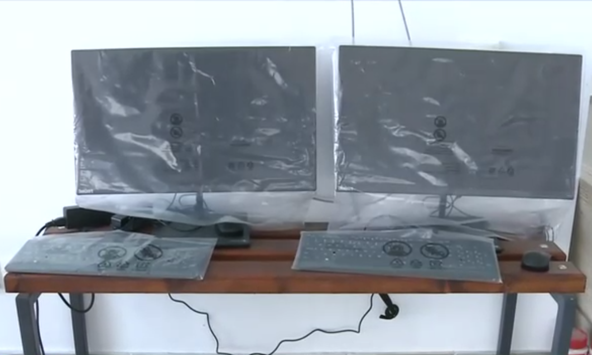 Între timp, în România: bazin semiolimpic inaugurat într-un sat fără canalizare » „Mobilizez babele de prin jurul meu și ne ducem împreună”