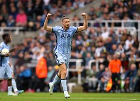 Radu Drăgușin, titular pentru Tottenham în meciul cu Coventry. Surpriză uriașă, echipa din liga secundă marchează