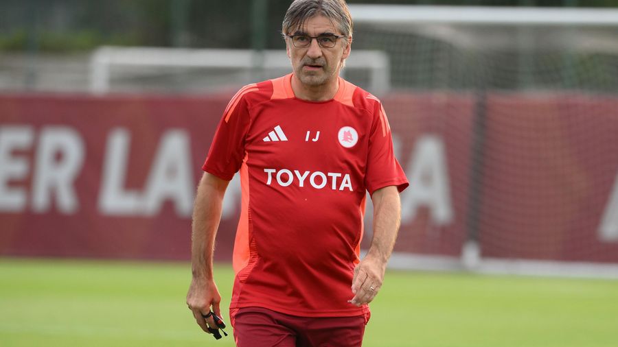 Ivan Juric a lăsat amintiri foarte urâte la AS Roma, care l-a schimbat cu Claudio Ranieri / Foto: Imago Formația din Premier League amenință toate recordurile negative: „Mereu ne lipsește ceva. Este clar că vom retrograda!”