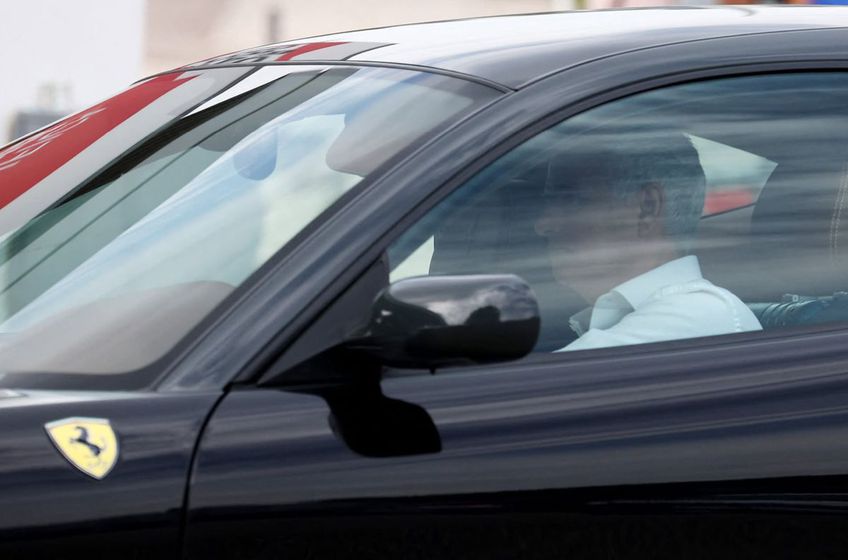 Jose Mourinho a sosit la prezentare într-un Ferrari 612 Scaglietti