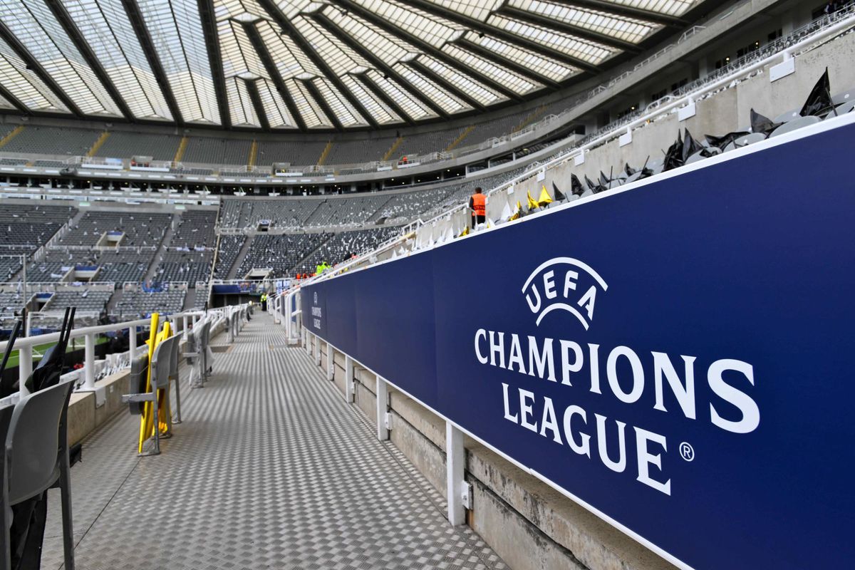 Ură maximă! Imaginea serii înainte de Newcastle - Barcelona, la intrarea pe St James's Park