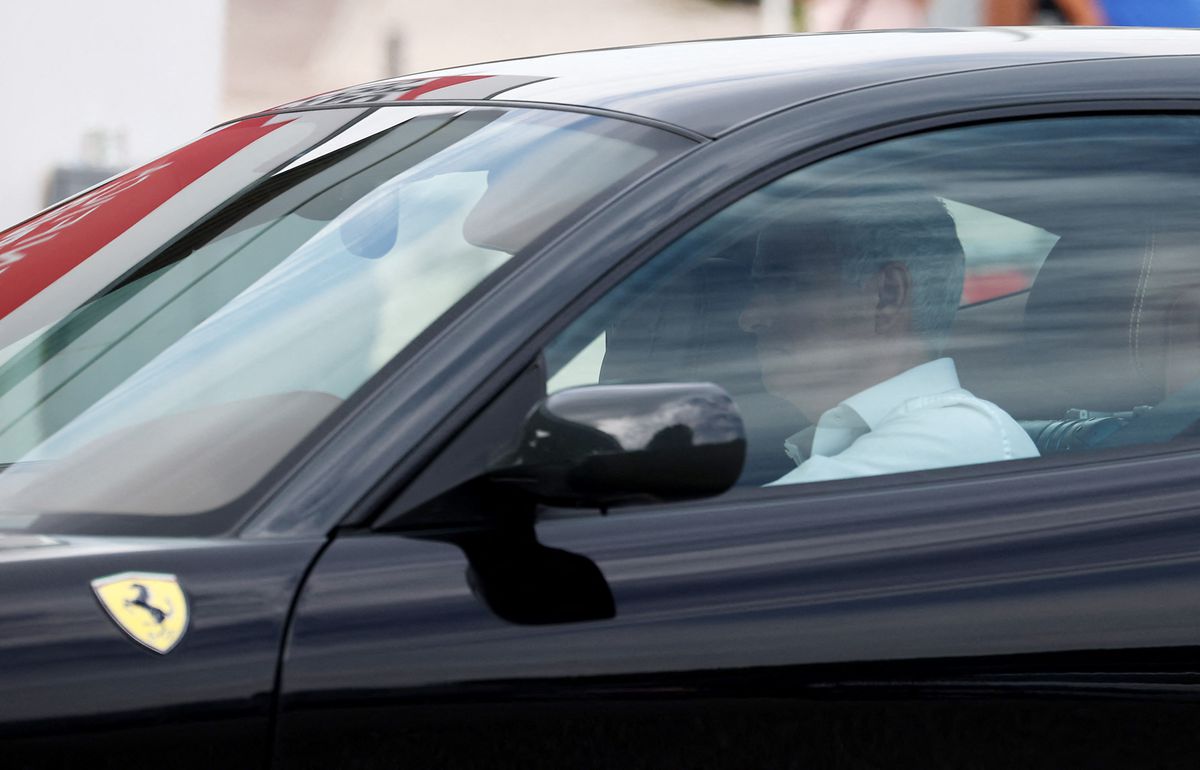 Ce „bombă” a adus Jose Mourinho la prezentarea la Benfica! » Cadou de la fostul patron