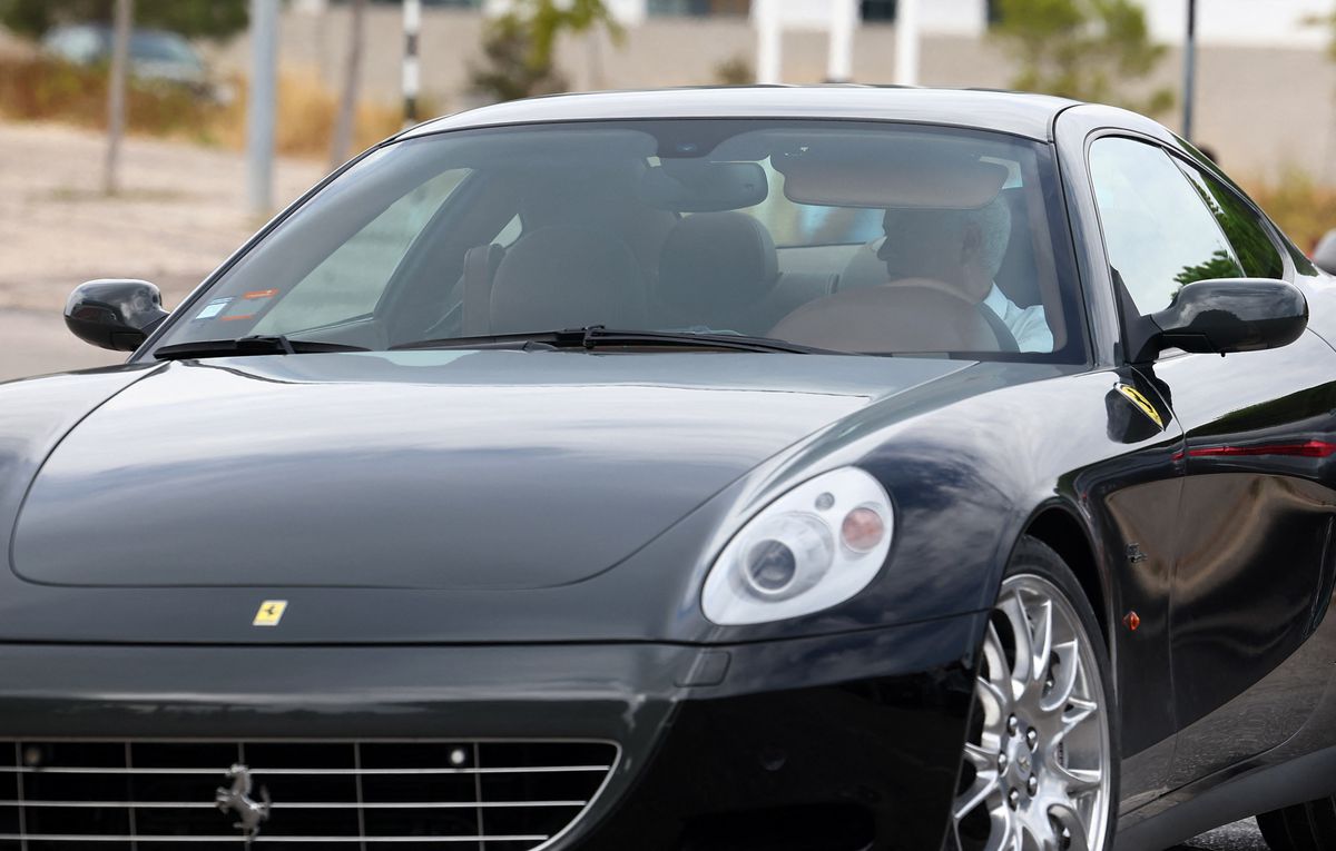 Ce „bombă” a adus Jose Mourinho la prezentarea la Benfica! » Cadou de la fostul patron