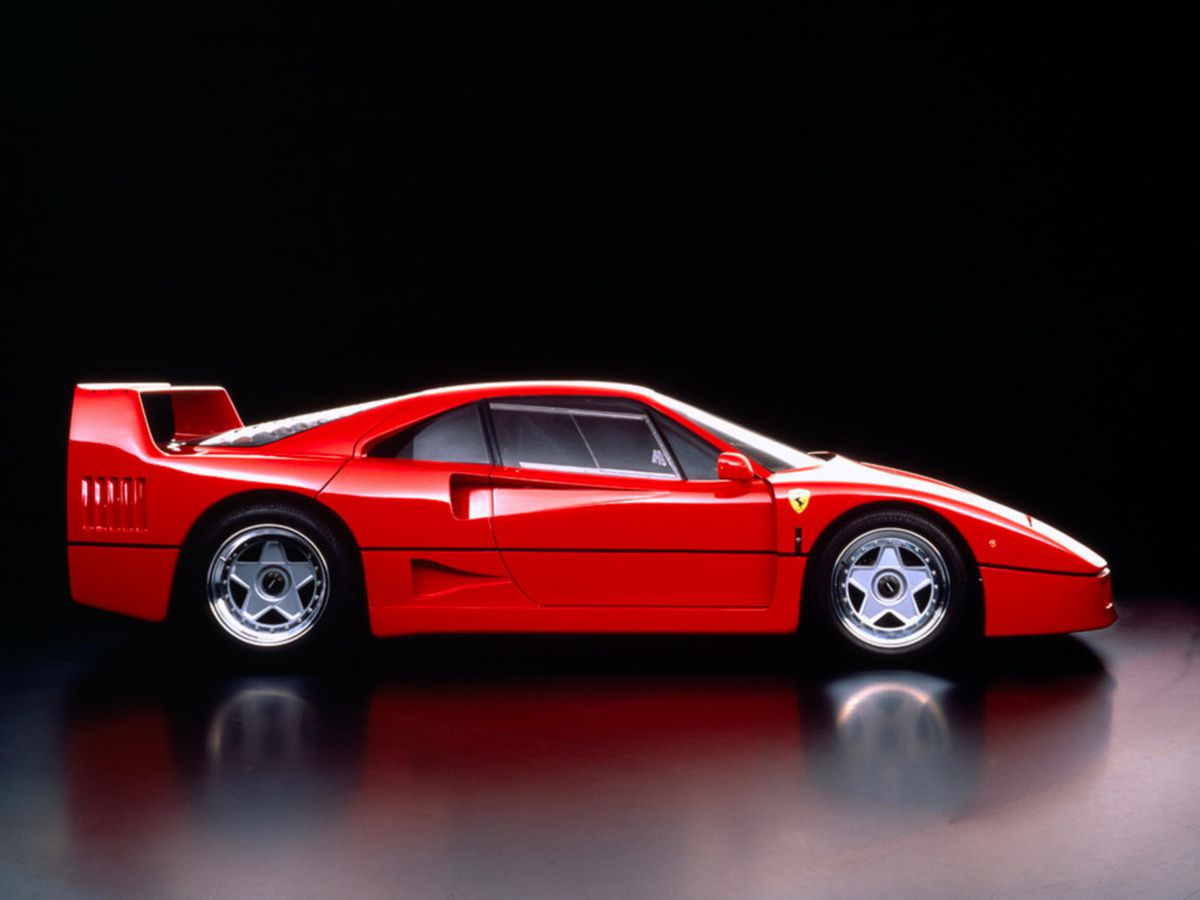 Colecția de mașini a lui Lewis Hamilton