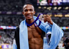 Nouă bornă la Mondialele de atletism, primul campion din istorie al Botswanei: „Sunt nebun de fericire!”