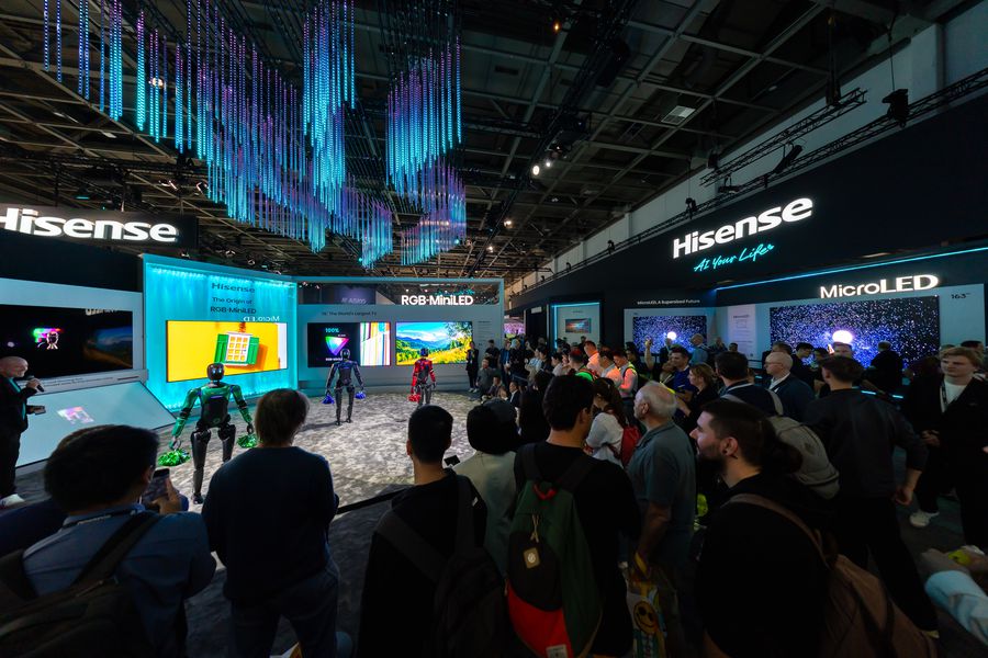 Hisense anunță al treilea parteneriat de sponsorizare FIFA World Cup și aduce în prim-plan tehnologia RGB-MiniLED la IFA 2025