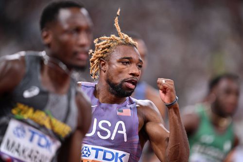Noah Lyles, alergând în seriile semifinale ale probei de 200 metri din cadrul Campionatelor Mondiale de la Tokyo 2025 Foto: Imago Images
