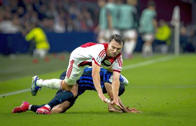 Jucătorul lui Ajax, furios că a căzut în capcana lui Cristi Chivu: „Frustrant, am discutat pe larg despre asta”