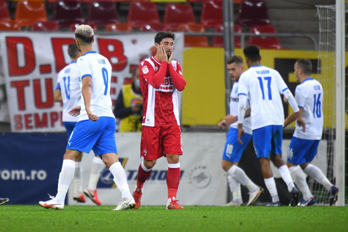 Meciul dintre Craiova și Dinamo, condus de un arbitru cu doar 11 meciuri în Liga 1! Pe cine a delegat CCA