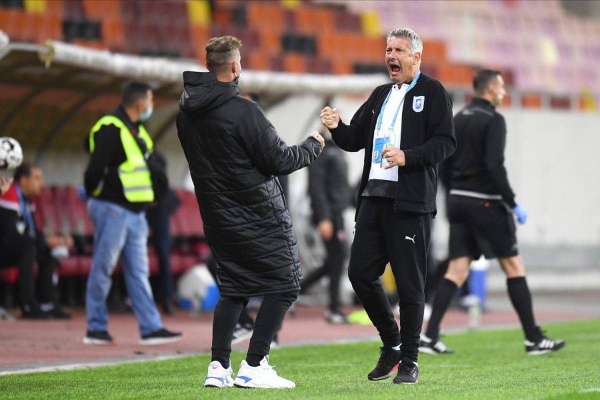 EXCLUSIV „La Dinamo nu s-a schimbat nimic după Revoluție!” » Golgeterul României de acum 20 de ani face o previziune sumbră: „Mai stau spaniolii până atunci?”