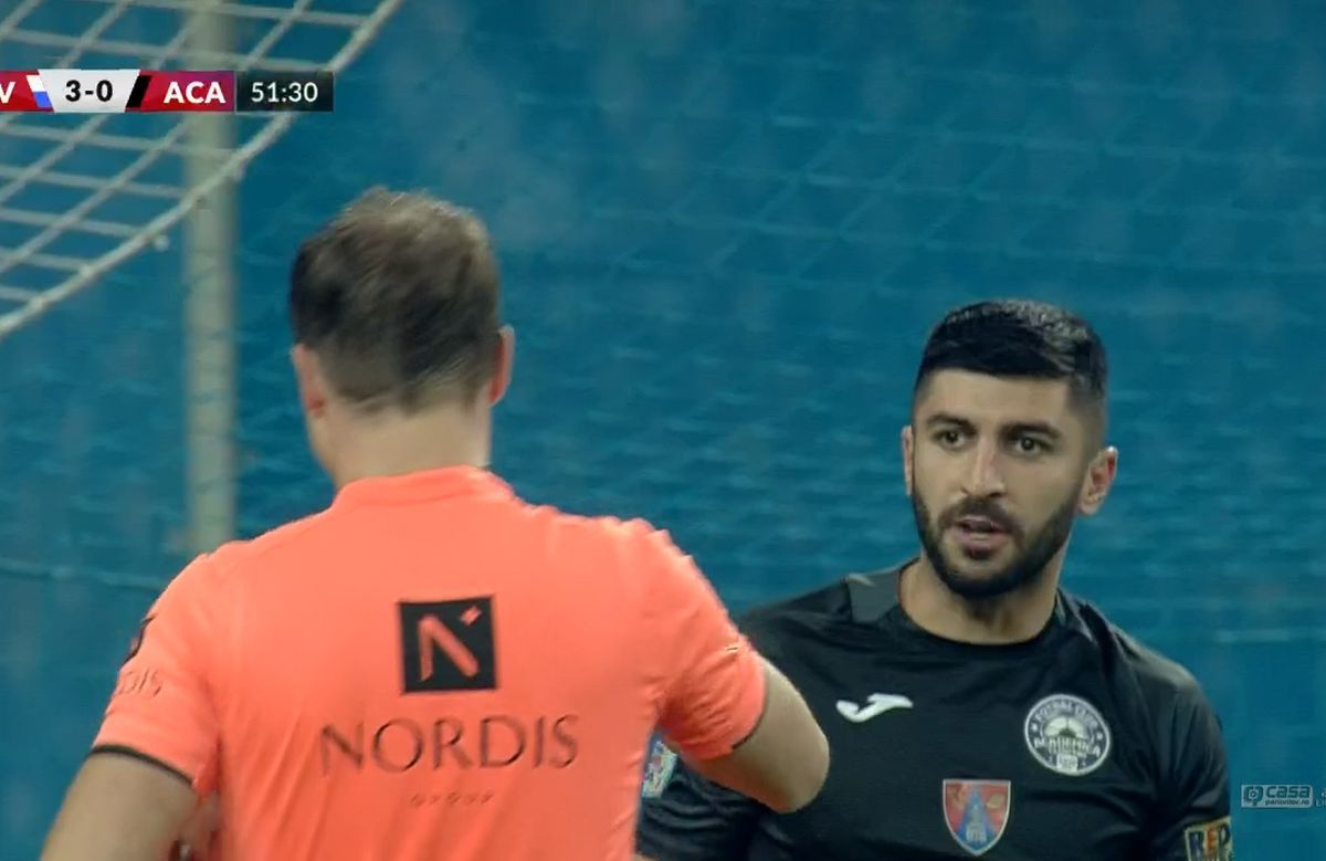 Fază inexplicabilă în CSU Craiova - Clinceni » „Centralul” Costreie, forțat să dea penalty! Ce spune Achim