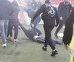 Violență extremă la derbyul Slovaciei » Ultrașii de la Spartak Trnava și Slovan Liberec, bătaie oribilă pe teren