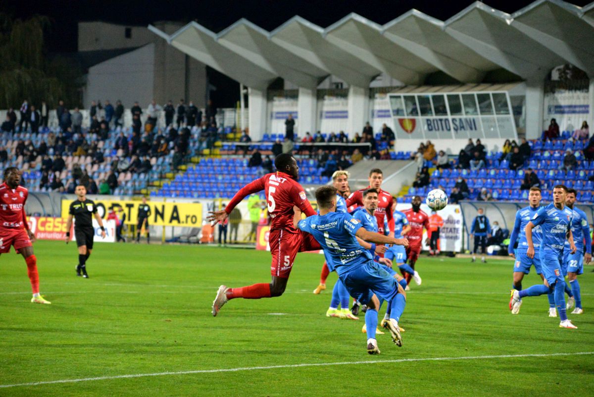 Cea mai bună etapă pentru FCSB! Clasamentul LIVE după FC Botoșani - Chindia