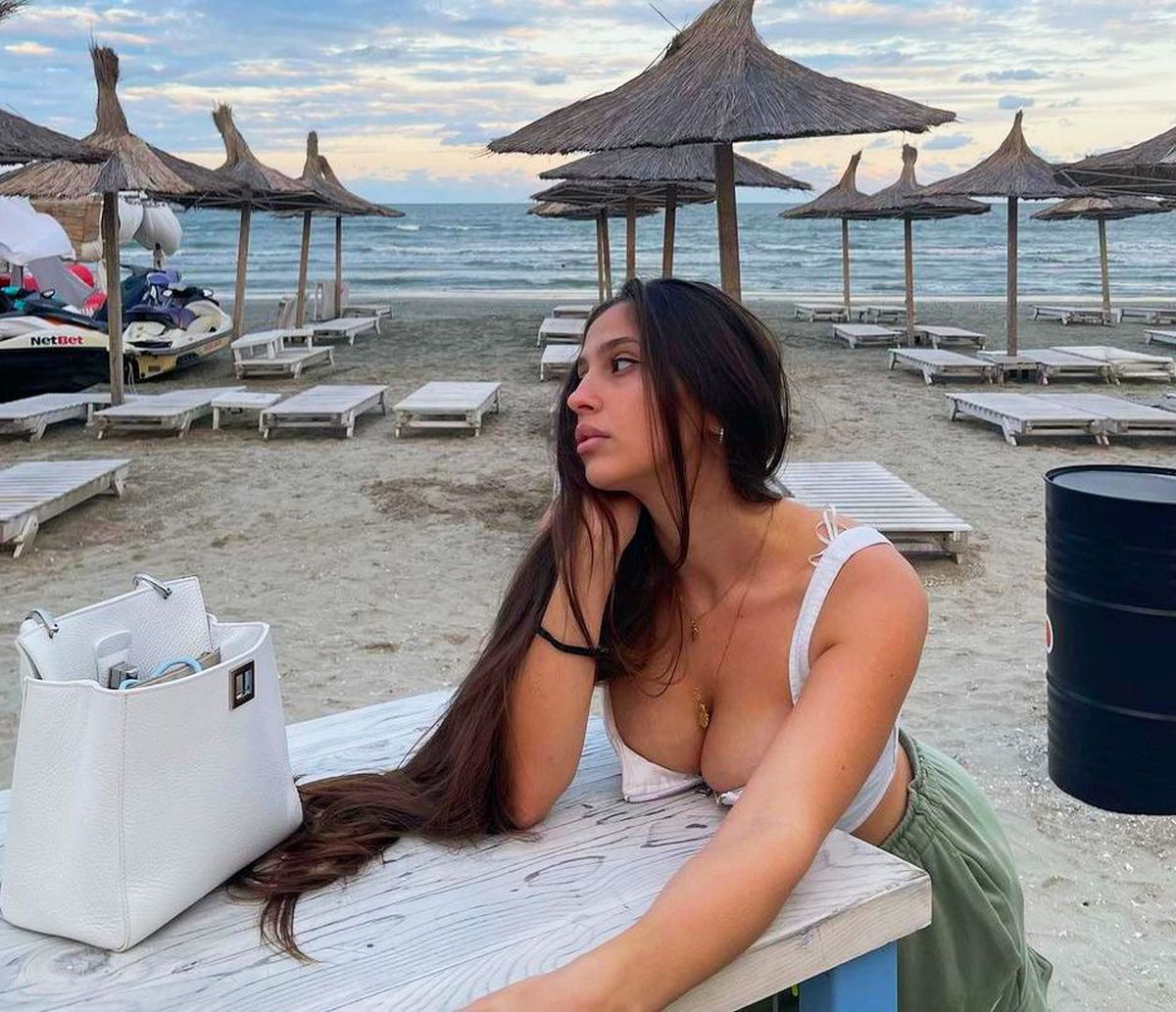 Soția lui Florinel Coman a explicat „fuga” din mediul online: „Atunci am ales să-mi închid rețelele sociale”