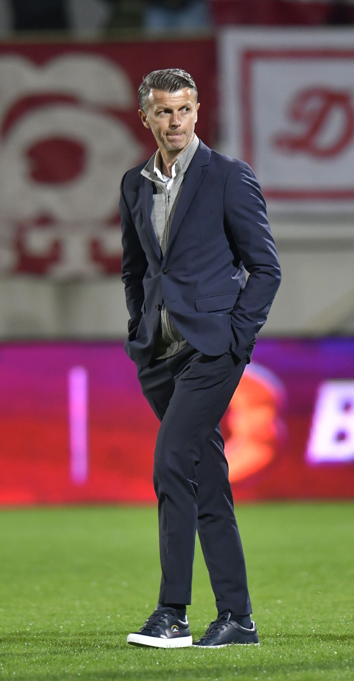 Fotbalistul lui FCU Craiova și-a vărsat năduful după remiza cu Dinamo: „Nu se mai poate așa! Nimeni nu are nicio scuză”