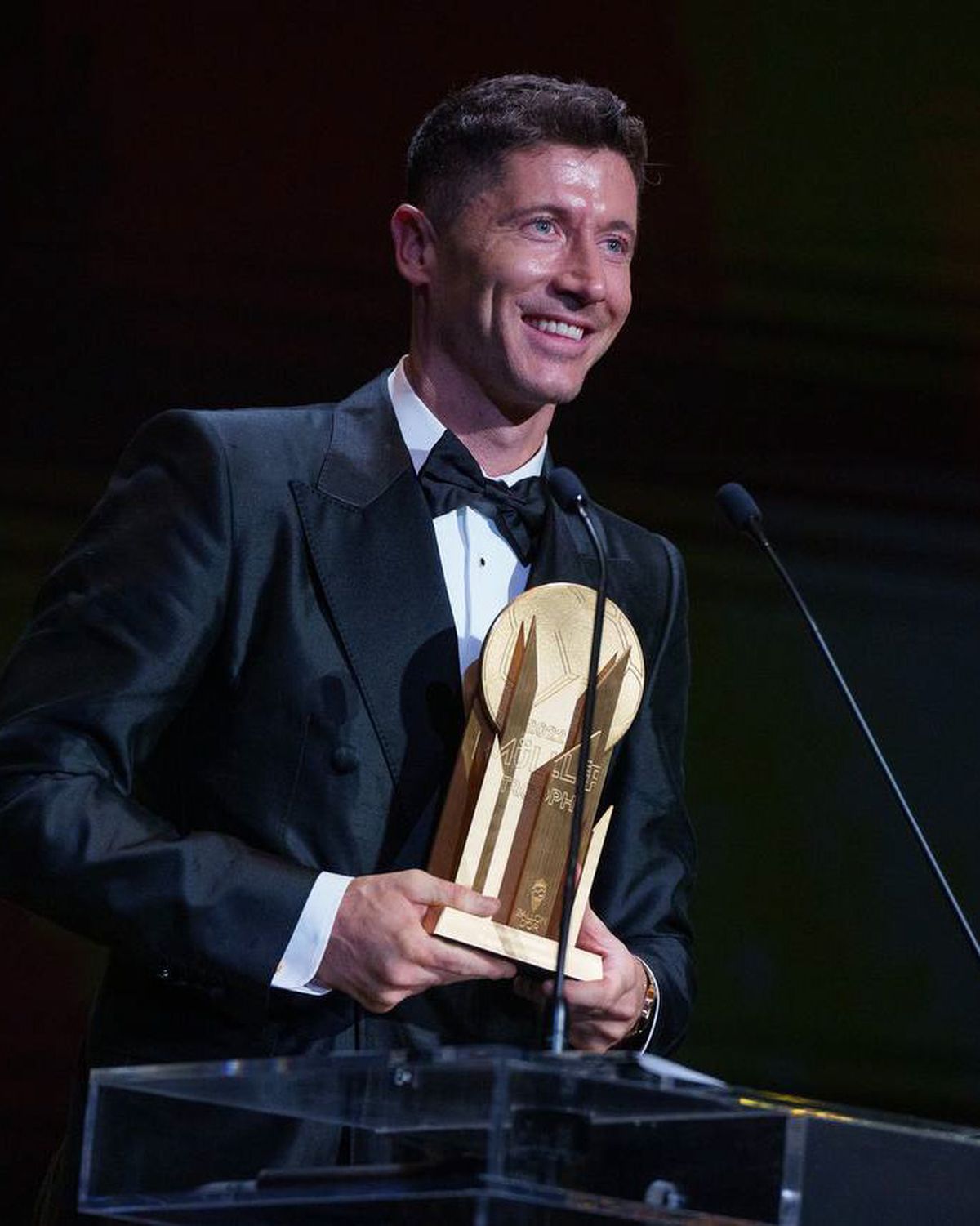 Robert Lewandowski, ceas de 70 de euro la Balonul de Aur