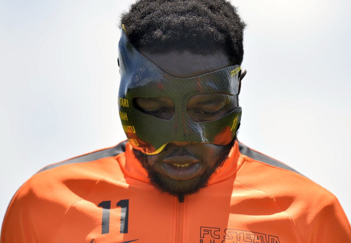 Sulley Muniru iese din scenă » Imagini cu aventura ghanezului în România