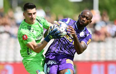 Noile condiții în care Gigi Becali spune că l-ar mai transfera pe Garita