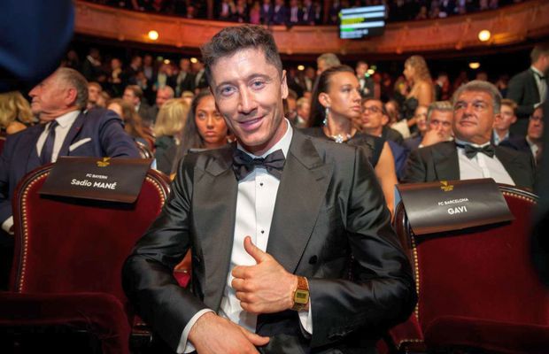Robert Lewandowski a uimit pe toată lumea la gala Balonului de Aur! Cât costă ceasul purtat de superstarul Barcelonei: „Îl iau și eu la nunta mea”