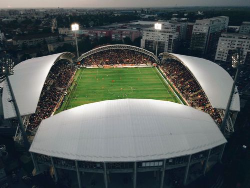 Stadionul Francisc Neuman, de sus / foto: facebook.com/uta1945arad