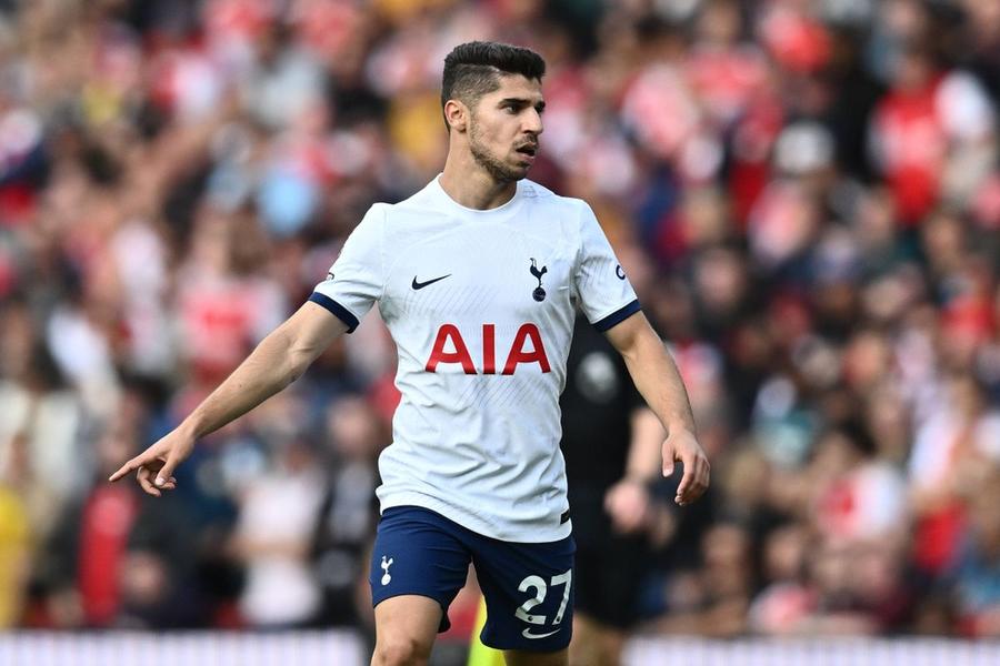 Manor Solomon/ foto Imago Images Condiția pentru a reduce prețul lui Radu Drăgușin! » Tottenham oferă la pachet și un jucător împrumutat