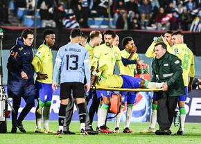 Neymar s-a accidentat grav la genunchi, iar Brazilia a pierdut după 22 de ani cu Uruguay