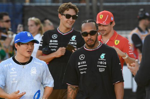 Piloții F1 Yuki Tsunoda, Lewis Hamilton, George Russell, Charles Leclerc Foto: Imago