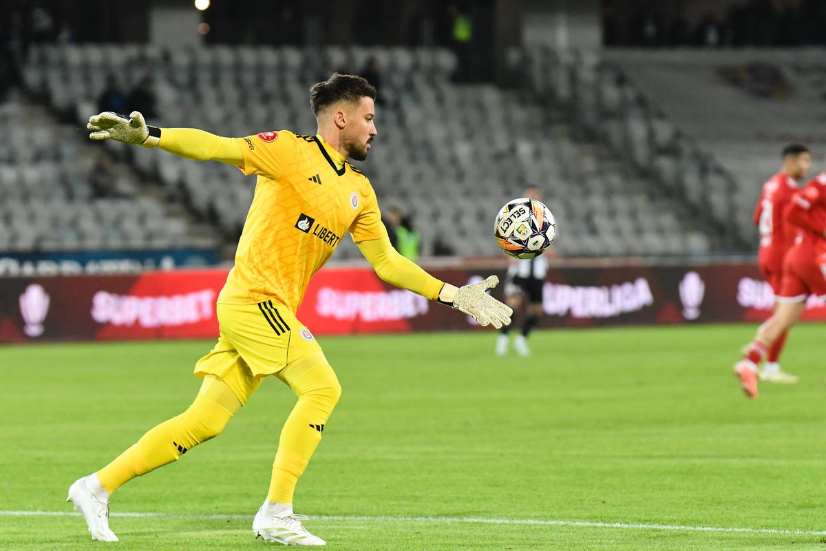 Sabău visează cu ochii deschiși: „Arătăm ca o echipă de pe primul loc!”