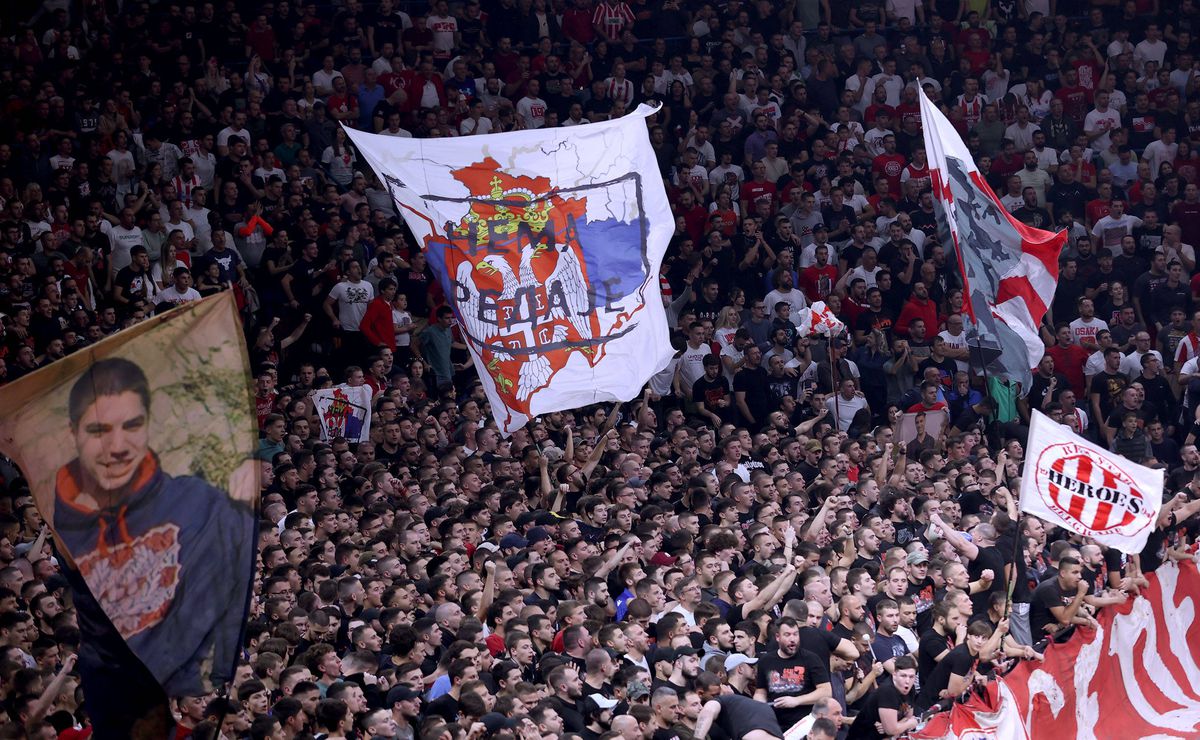 Steaua Roșie - Barcelona, într-o atmosferă specială