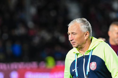 Dan Petrescu (56 de ani), antrenorul de la CFR Cluj, a susținut conferința de presă premergătoare meciului cu Petrolul, care se va juca sămbătă, 19 octombrie, de la 21:00, în runda #13 din Superliga.