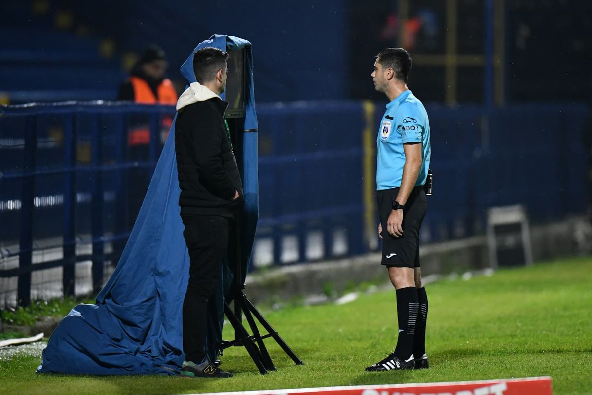 Adrian Șut e convins că fanii FCSB nu vor ierta eșecul cu Metaloglobus: „Ne pare rău că ne-am bătut joc de rezultate”