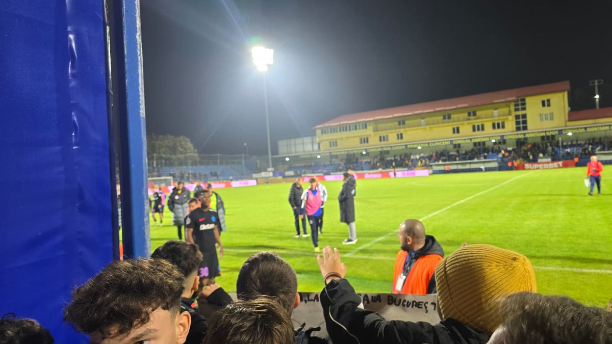 Scandal la finalul meciului dintre Metaloglobus și FCSB! Reporterii GSP au surprins toate imaginile