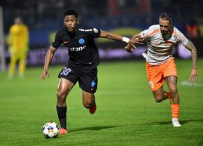 Metaloglobus - FCSB, start palpitant de meci » Penalty întors de VAR pentru gazde
