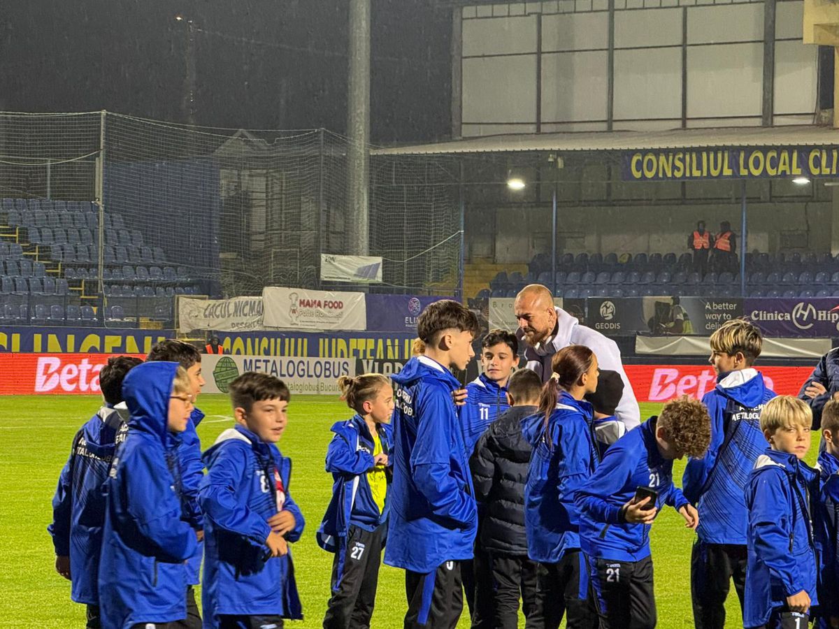 Imagini înainte de Metaloglobus - FCSB