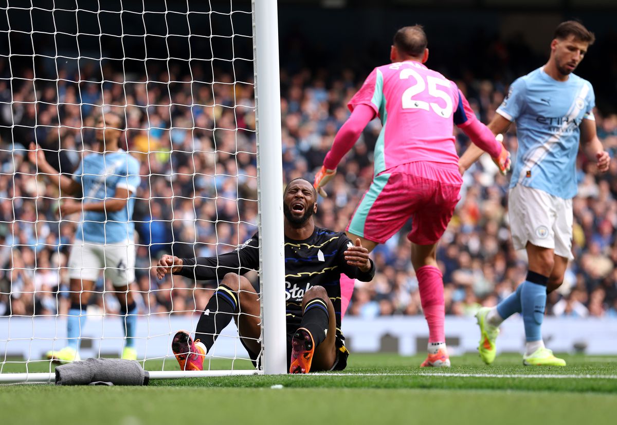 Manchester City - Everton 2-0 » „Mașinăria” Haaland i-a liniștit pe Ndiaye și David Moyes: statistici senzaționale