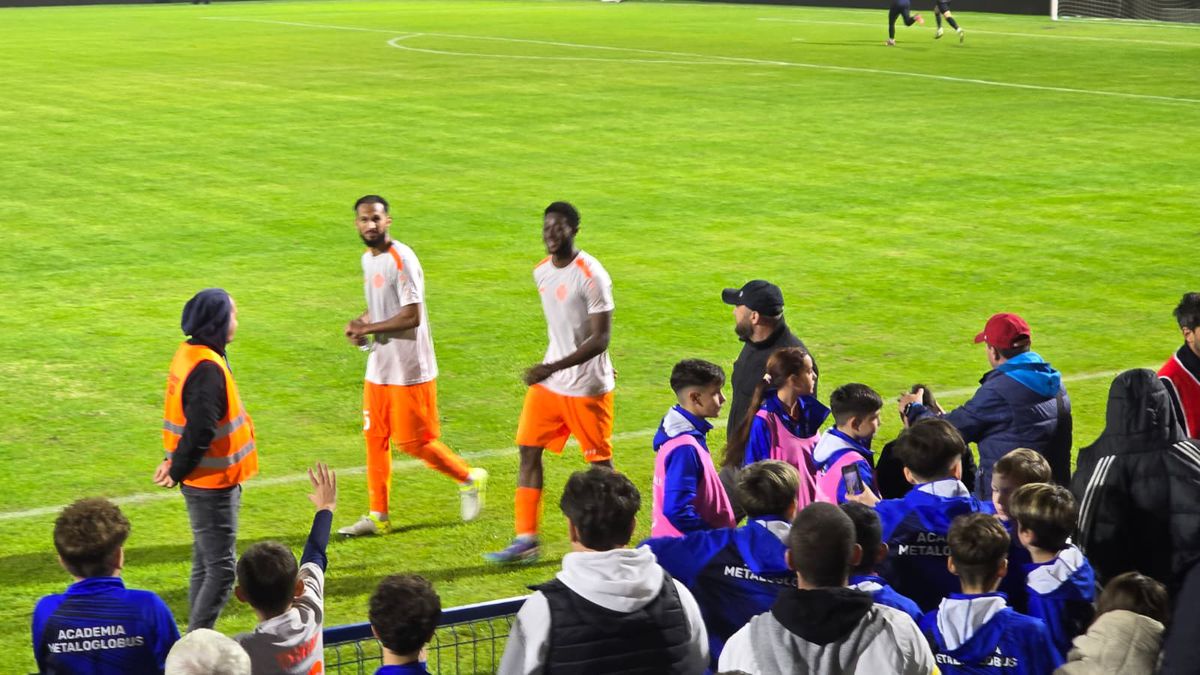 Scandal la finalul meciului dintre Metaloglobus și FCSB! Reporterii GSP au surprins toate imaginile