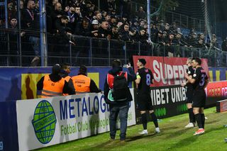 Scandal la finalul meciului dintre Metaloglobus și FCSB! Reporterii GSP au surprins toate imaginile