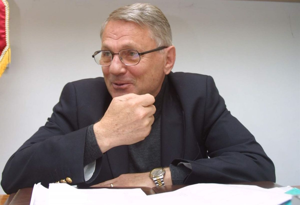 Seniorul Mircea Rădulescu, prin tunelul timpului