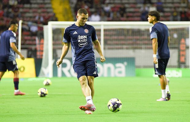 A făcut 29 de ore până la Craiova, a pierdut de două ori avionul, dar tot a înscris!