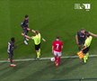 Meci abandonat în minutul 87! Arbitru lovit de un fan al fostei trupe a lui Mircea Rednic » Ce spune regulamentul