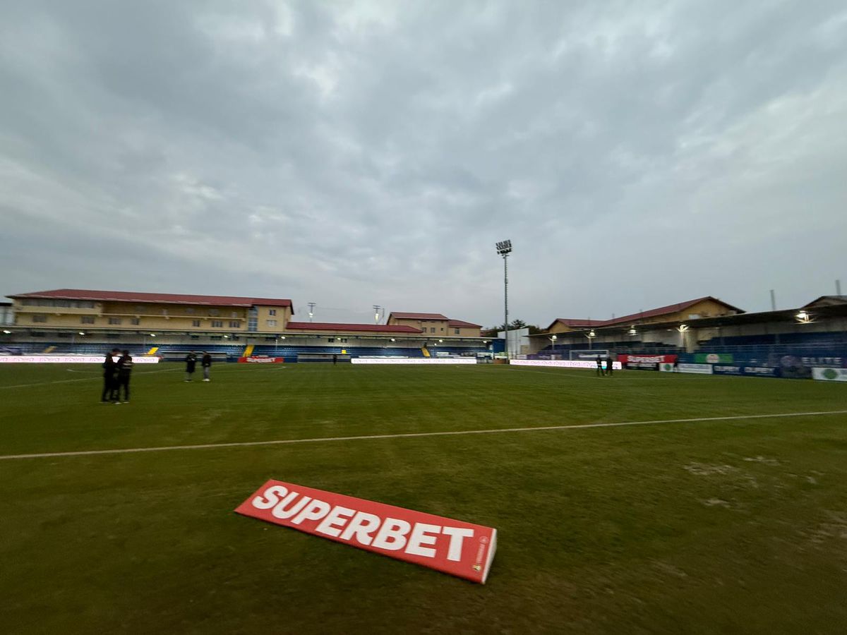 Gazon cu probleme la Clinceni, înainte de Metaloglobus - FCSB