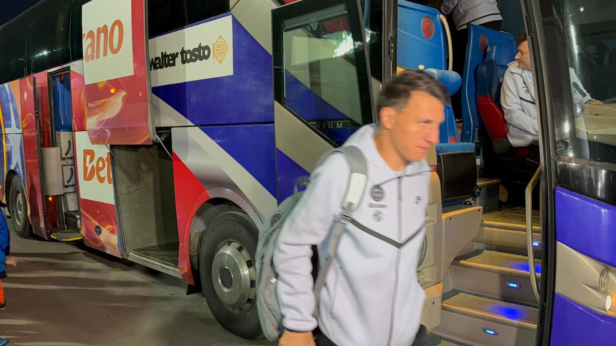 Imagini înainte de Metaloglobus - FCSB