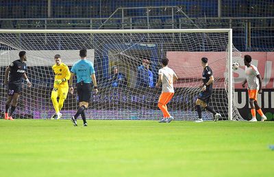 Așa a obținut Metaloglobus PRIMA ei victorie în Superligă: video cu faza de fotbal-șampanie!