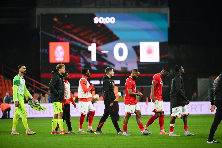 Meciul Standard Liege - Royal Antwerp a fost întrerupt în minutul 87 la scorul de 1-0 / Foto: Imago
