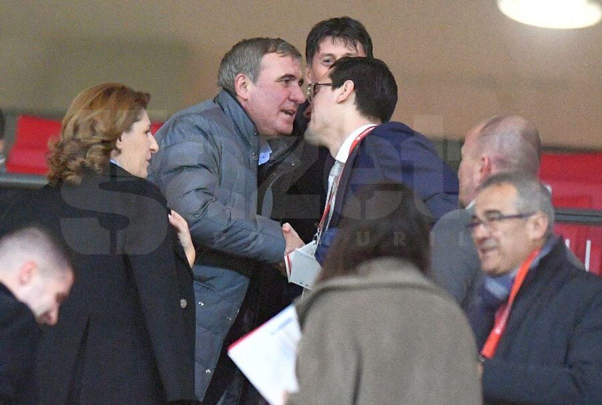 SPANIA - ROMÂNIA // FOTO Răzvan Burleanu, presing la Gică Hagi în timpul meciului cu Spania? Cei doi au fost împreună pe „Wanda Metropolitano”