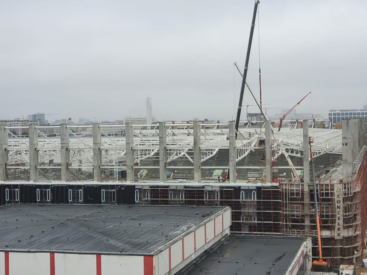 FOTO EXCLUSIV. Cum arată stadionul Giulești la final de 2020: structura acoperișului e aproape finalizată