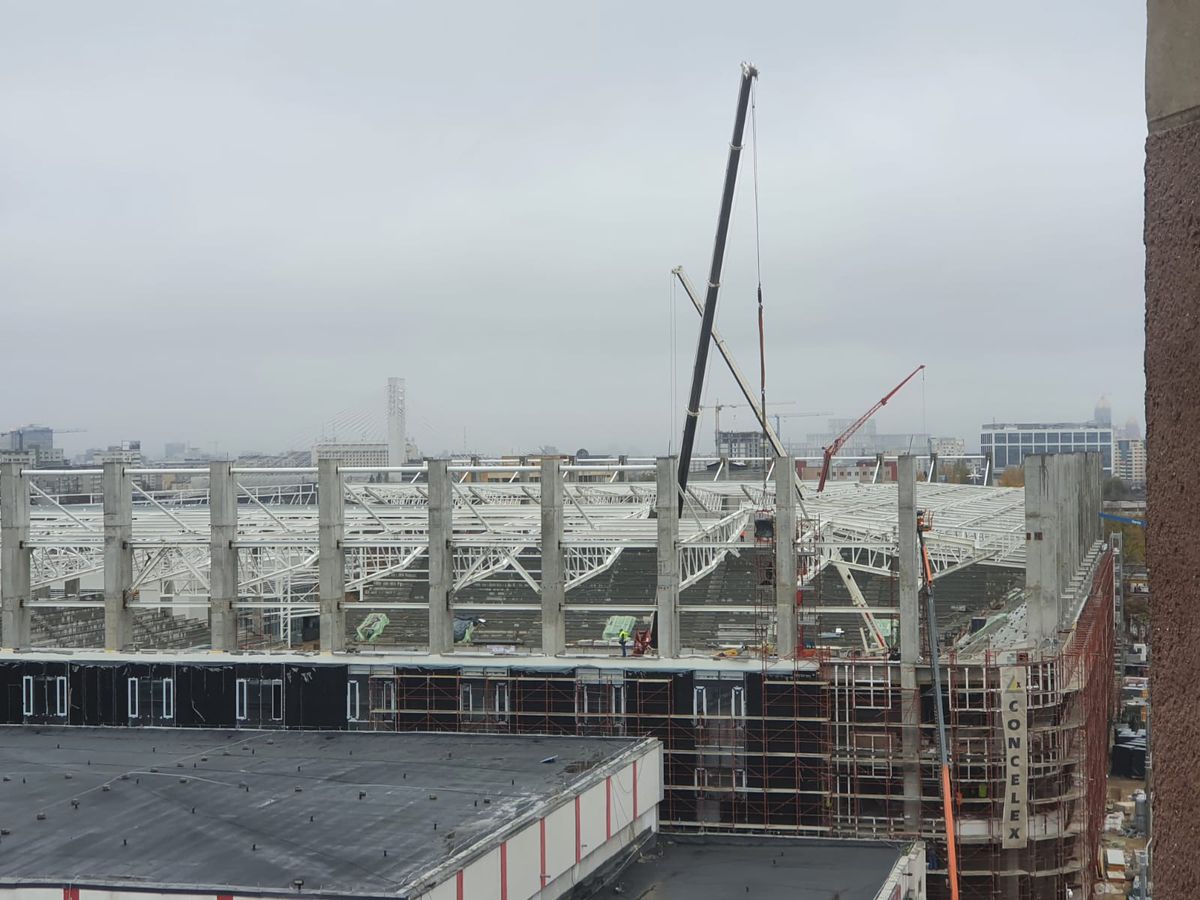 FOTO EXCLUSIV. Cum arată stadionul Giulești la final de 2020: structura acoperișului e aproape finalizată
