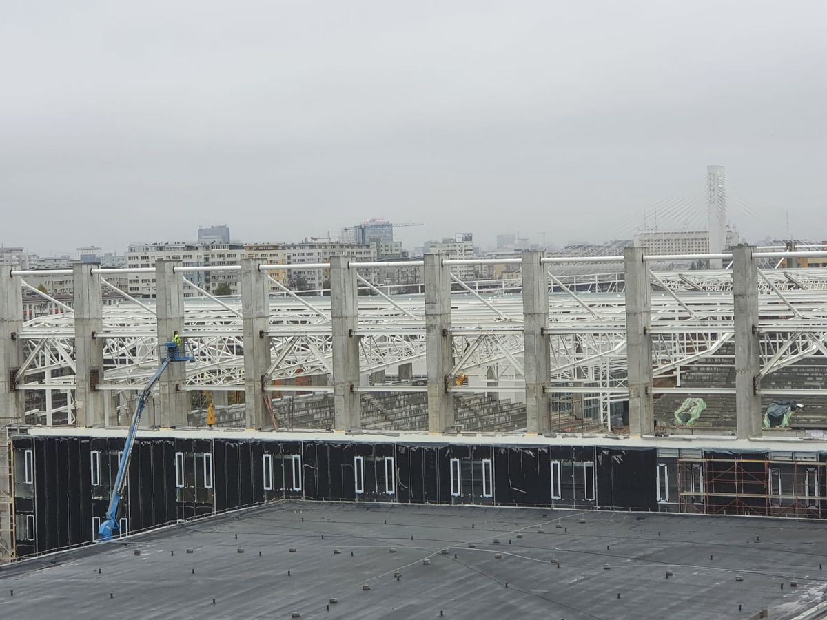 FOTO EXCLUSIV. Cum arată stadionul Giulești la final de 2020: structura acoperișului e aproape finalizată