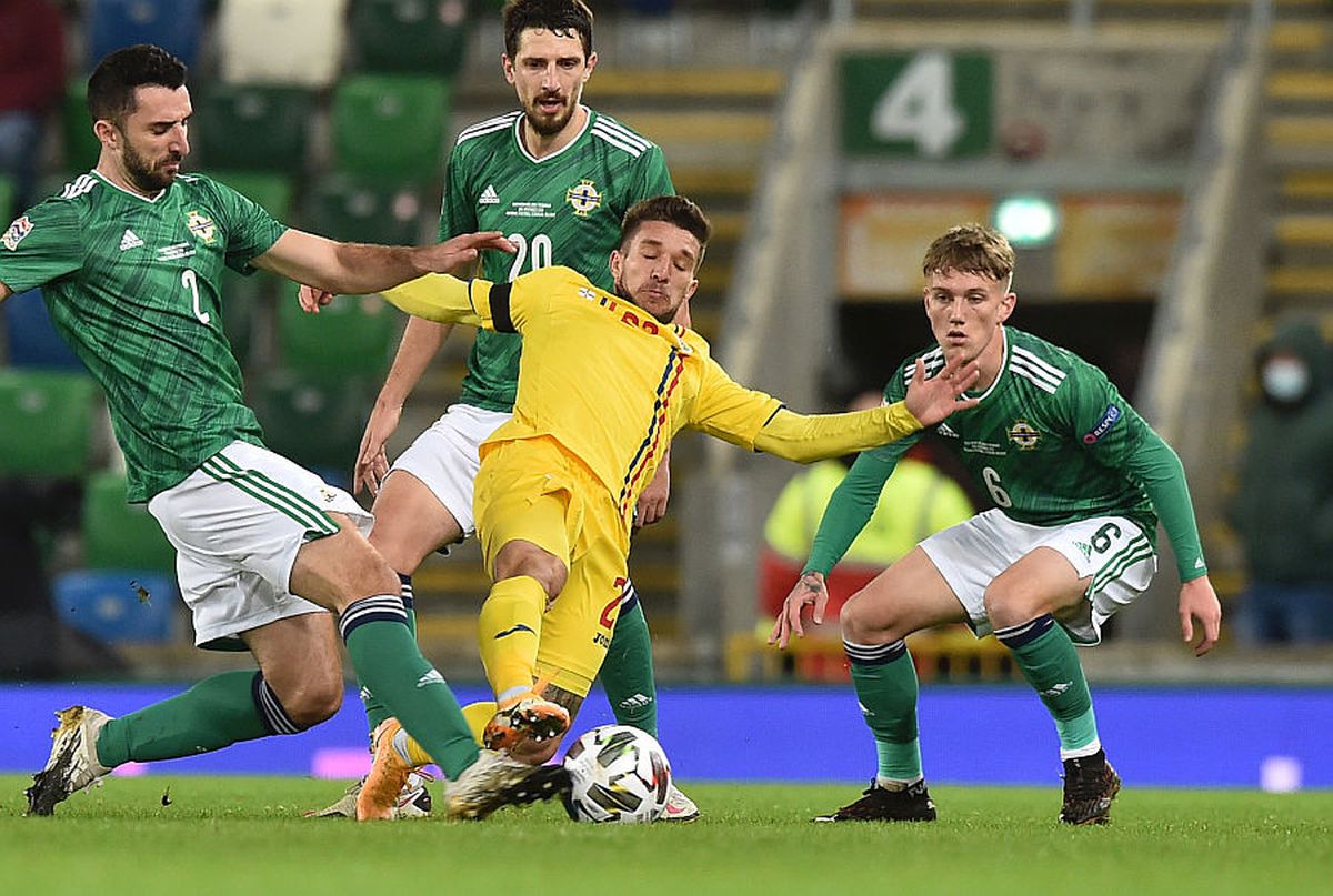 Ironii la adresa nord-irlandezilor după egalul cu România din Liga Națiunilor: „Am remarcat doar că are o freză franciscană! El joacă într-un pub unde stă la o bere”